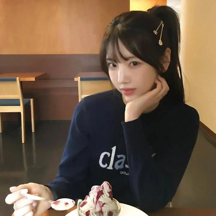 被抛弃后，我摊牌是商界女王